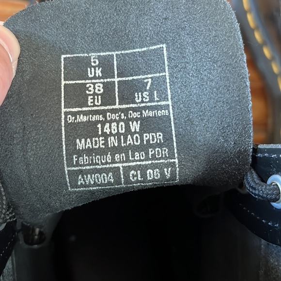 DR. MARTENS 1460 W Black Patent Lamper Croc Emboss Boots - Picture 16 of 16